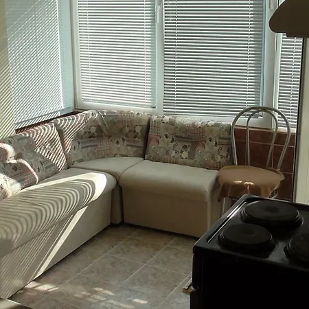 Апартаменты флора - гр.приморско ммц *